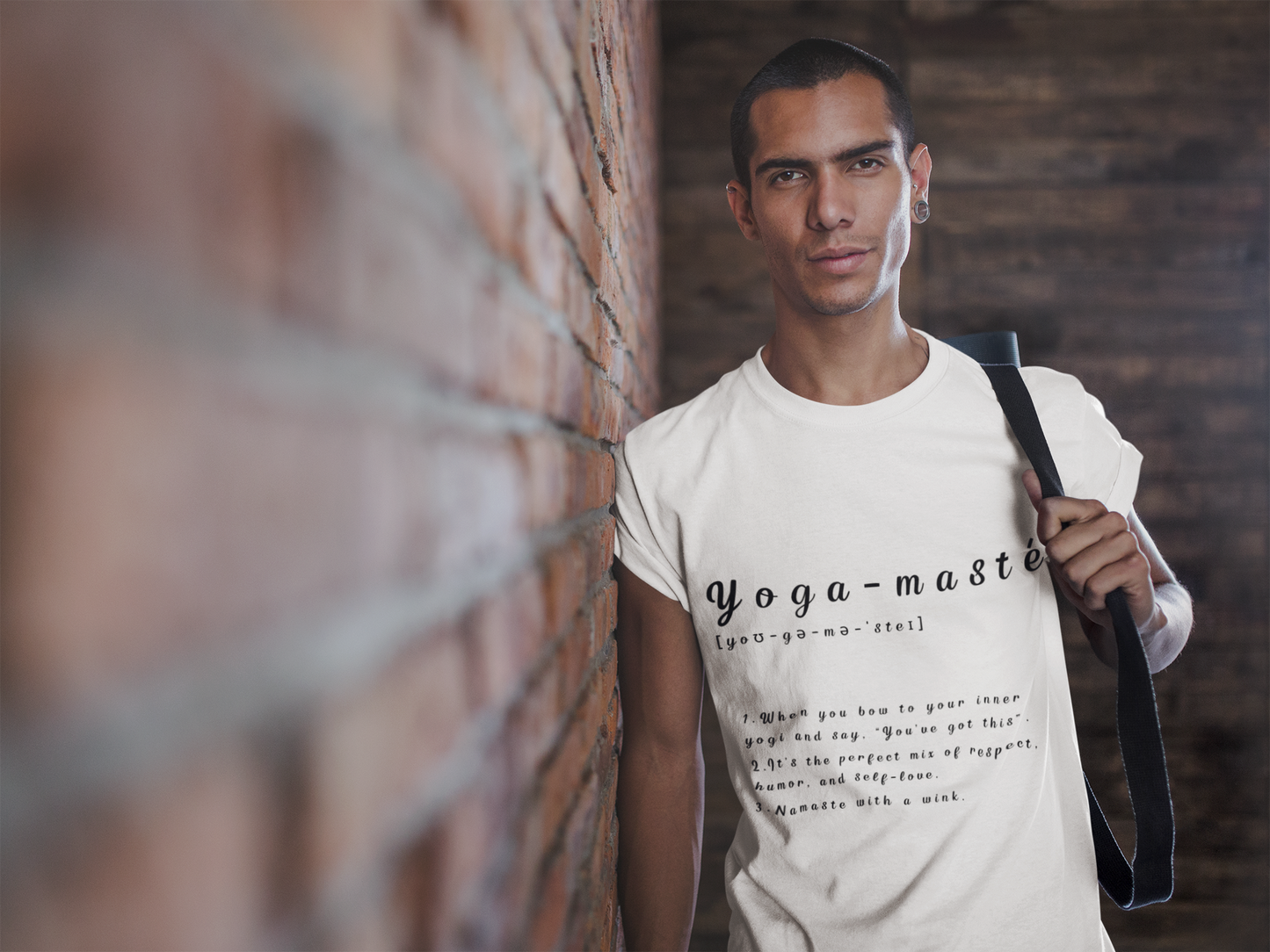 Yoga-masté - Unisex Tee | Inspiring Yoga T-Shirt I Gift for Yogis I Mindfulness & Wellness Gift I Self-Care Meditation Apparel